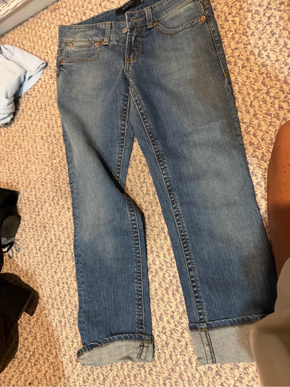 Women's Cropped Jeans in Classic Blue Denim